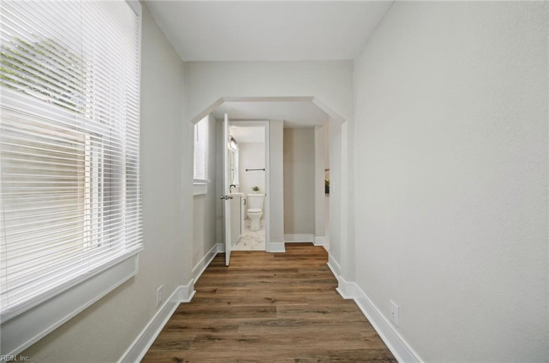Photo 14 of 43 residential for sale in Norfolk virginia