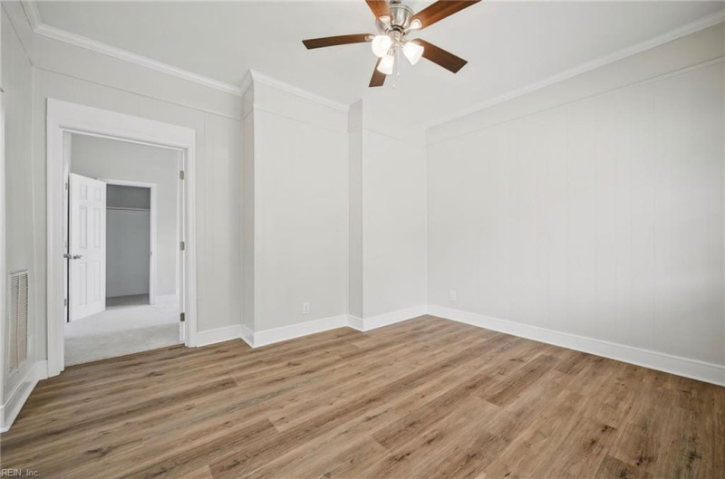 Photo 16 of 43 residential for sale in Norfolk virginia