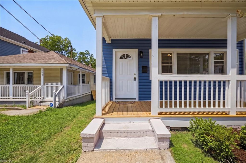 Photo 2 of 43 residential for sale in Norfolk virginia
