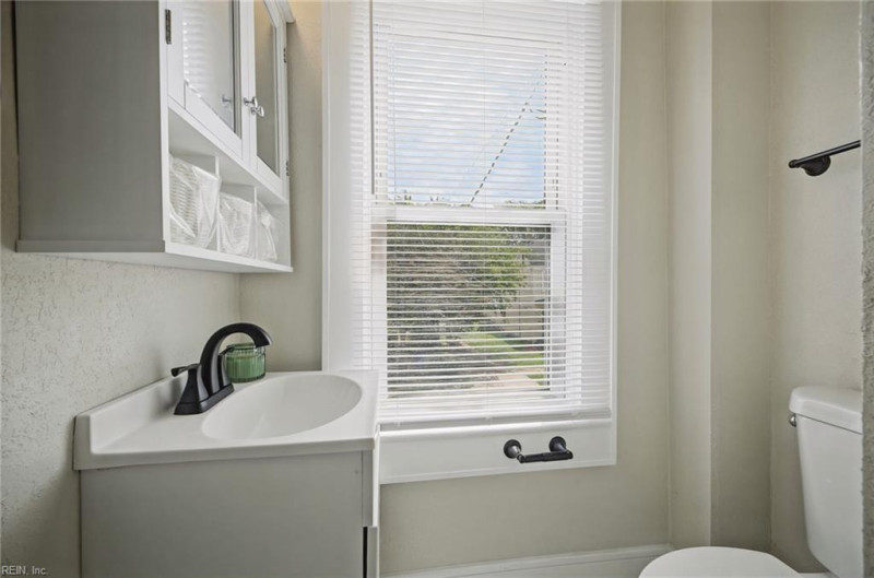 Photo 33 of 43 residential for sale in Norfolk virginia