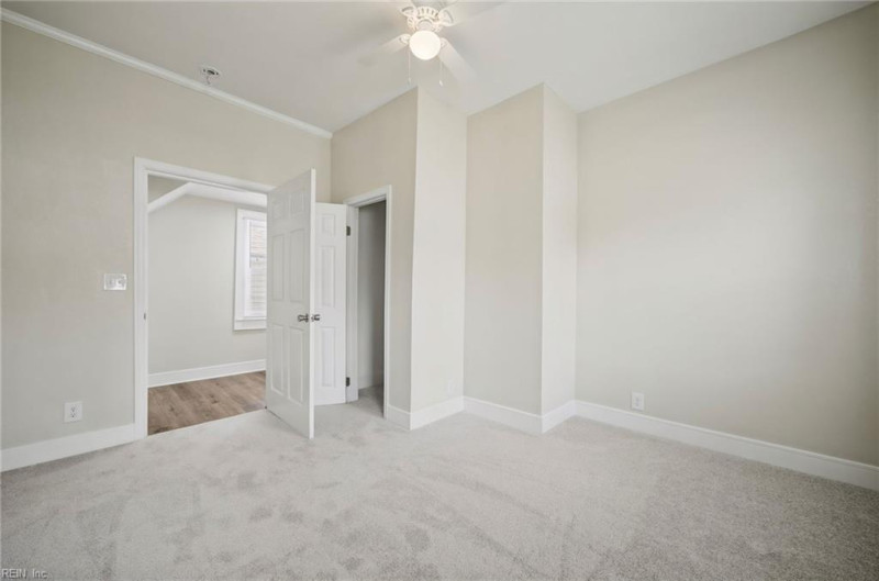Photo 7 of 43 residential for sale in Norfolk virginia