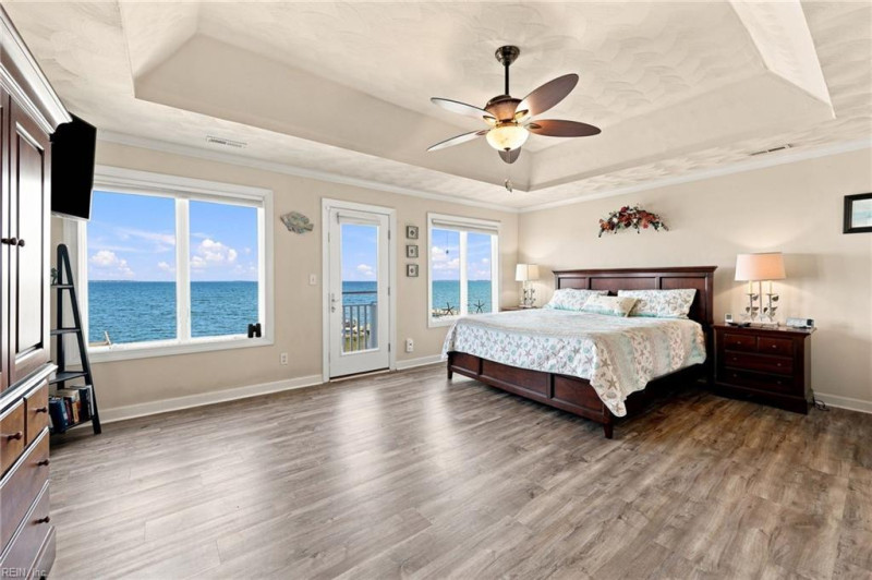 Photo 17 of 32 residential for sale in Currituck County virginia