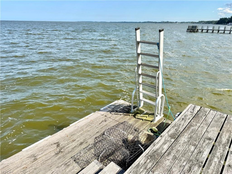Photo 28 of 32 residential for sale in Currituck County virginia