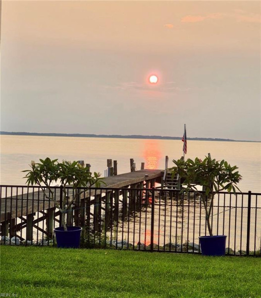 Photo 30 of 32 residential for sale in Currituck County virginia