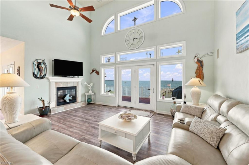 Photo 6 of 32 residential for sale in Currituck County virginia