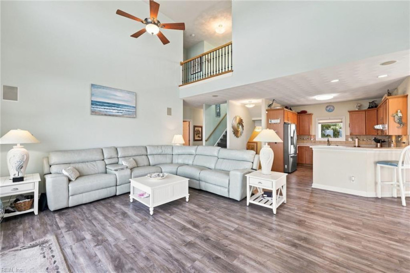 Photo 8 of 32 residential for sale in Currituck County virginia