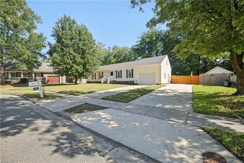 Photo 6 of 49 residential for sale in Chesapeake virginia Photo 6 of 49 residential for sale in Chesapeake virginia