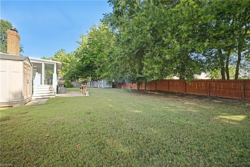 Photo 7 of 49 residential for sale in Chesapeake virginia Photo 7 of 49 residential for sale in Chesapeake virginia