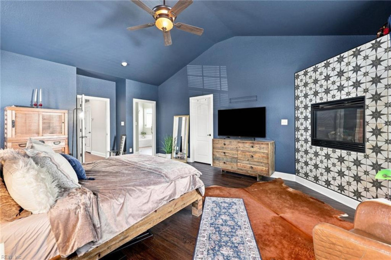 Photo 21 of 43 residential for sale in Virginia Beach virginia