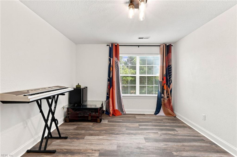 Photo 26 of 43 residential for sale in Virginia Beach virginia