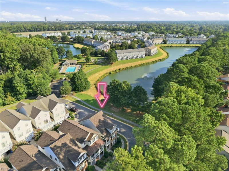 Photo 3 of 43 residential for sale in Virginia Beach virginia