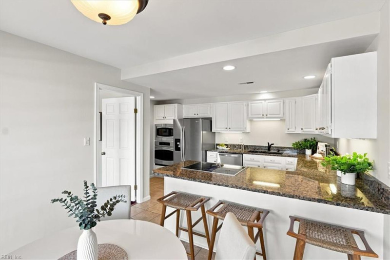 Photo 13 of 49 residential for sale in Norfolk virginia
