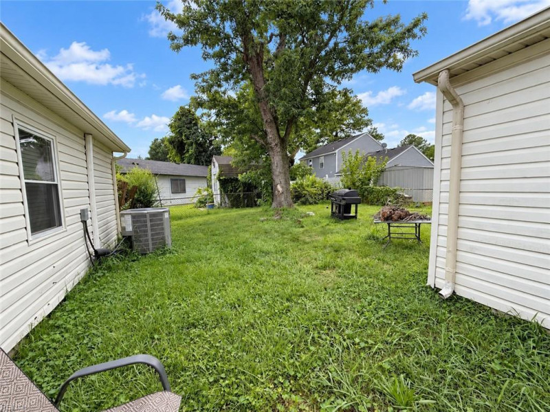 Photo 14 of 16 residential for sale in Chesapeake virginia Photo 14 of 16 residential for sale in Chesapeake virginia