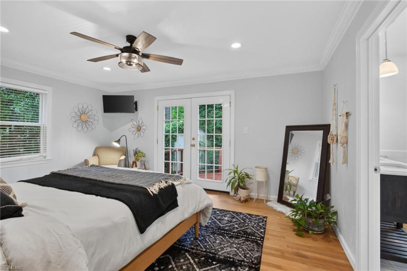 Photo 17 of 36 residential for sale in Virginia Beach virginia