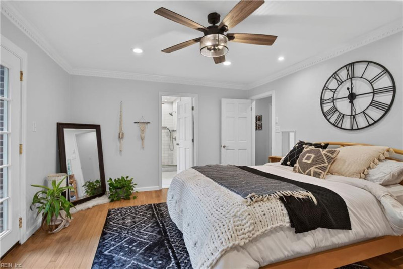 Photo 18 of 36 residential for sale in Virginia Beach virginia