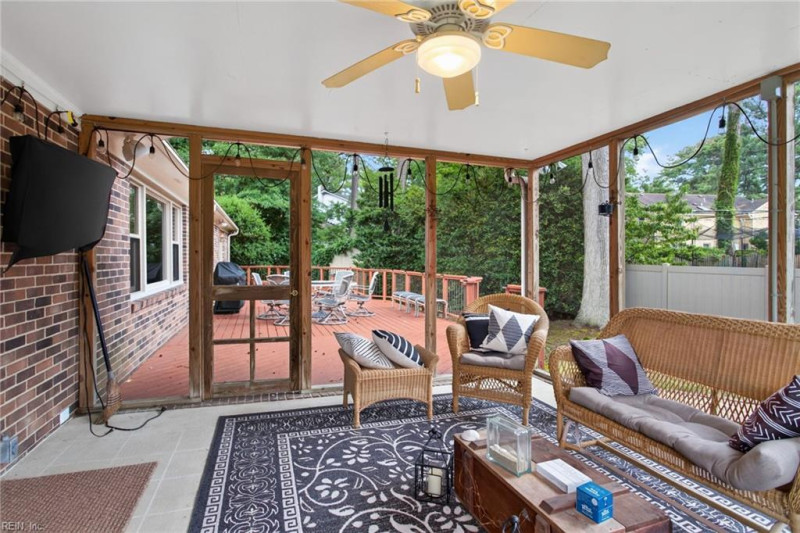 Photo 25 of 36 residential for sale in Virginia Beach virginia