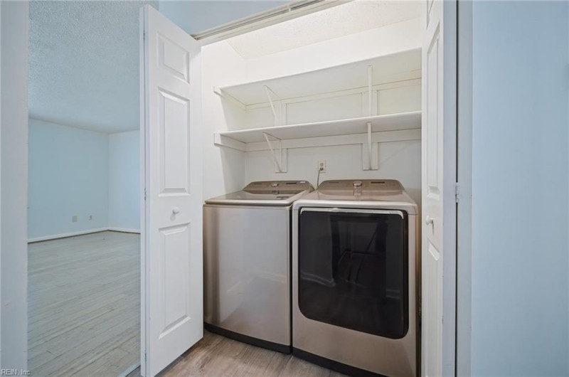 Photo 21 of 27 residential for sale in Virginia Beach virginia
