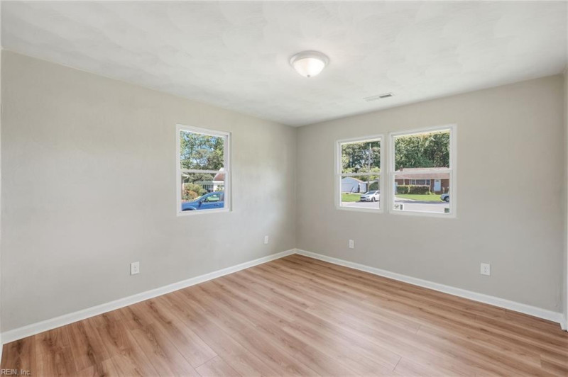 Photo 32 of 49 residential for sale in Virginia Beach virginia