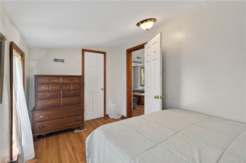 Photo 21 of 41 residential for sale in Hampton virginia