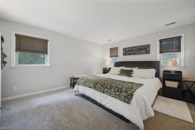 Photo 22 of 48 residential for sale in Chesapeake virginia