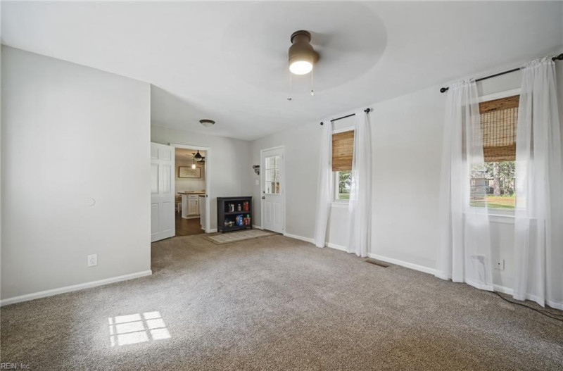 Photo 29 of 48 residential for sale in Chesapeake virginia
