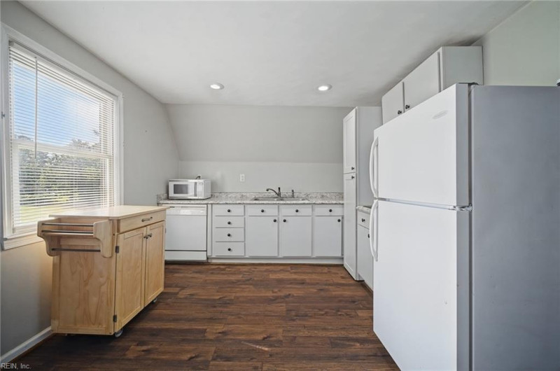 Photo 41 of 48 residential for sale in Chesapeake virginia