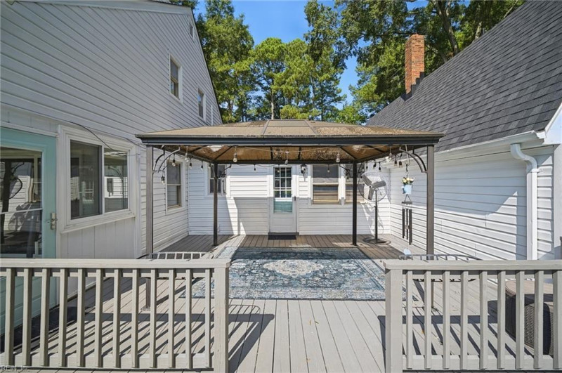 Photo 45 of 48 residential for sale in Chesapeake virginia