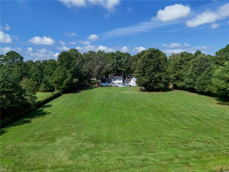 Photo 6 of 48 residential for sale in Chesapeake virginia
