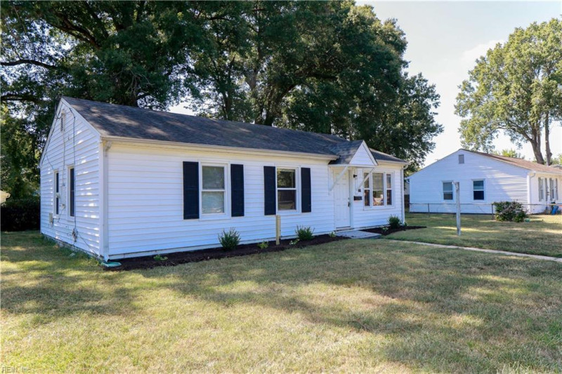 Photo 31 of 33 residential for sale in Hampton virginia Photo 31 of 33 residential for sale in Hampton virginia