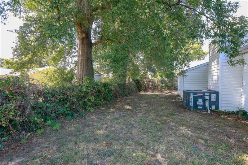 Photo 32 of 33 residential for sale in Hampton virginia Photo 32 of 33 residential for sale in Hampton virginia