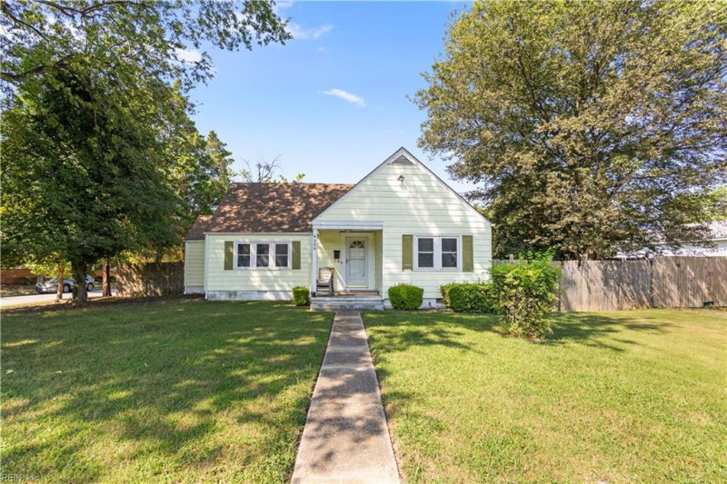 Photo 1 of 33 residential for sale in Norfolk virginia