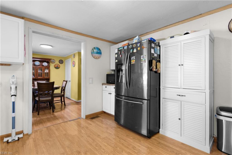 Photo 14 of 33 residential for sale in Norfolk virginia