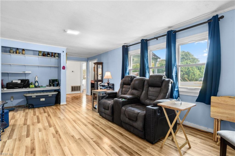 Photo 9 of 33 residential for sale in Norfolk virginia