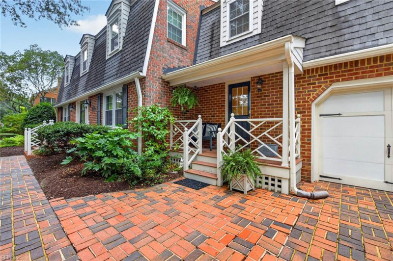 Photo 2 of 50 residential for sale in Virginia Beach virginia