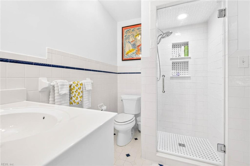 Photo 35 of 50 residential for sale in Virginia Beach virginia