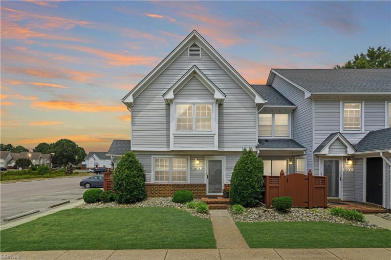Photo 1 of 43 residential for sale in Portsmouth virginia