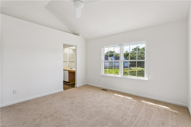 Photo 33 of 43 residential for sale in Portsmouth virginia