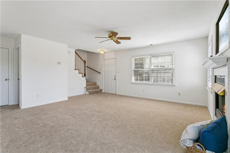 Photo 9 of 43 residential for sale in Portsmouth virginia