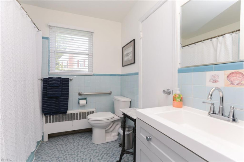 Photo 25 of 42 residential for sale in Norfolk virginia