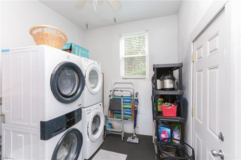 Photo 31 of 42 residential for sale in Norfolk virginia