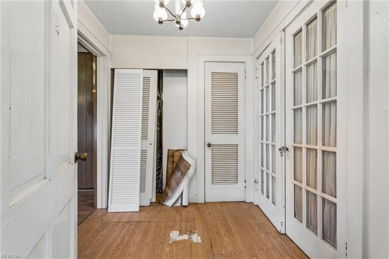 Photo 5 of 47 residential for sale in Hampton virginia Photo 5 of 47 residential for sale in Hampton virginia