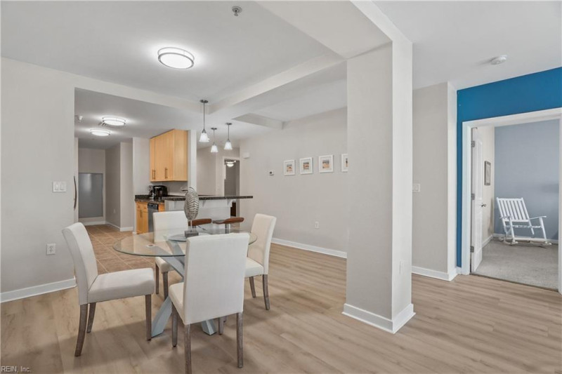 Photo 12 of 43 residential for sale in Virginia Beach virginia