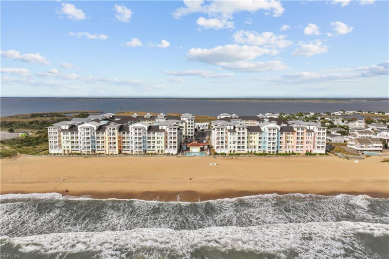 Photo 2 of 43 residential for sale in Virginia Beach virginia