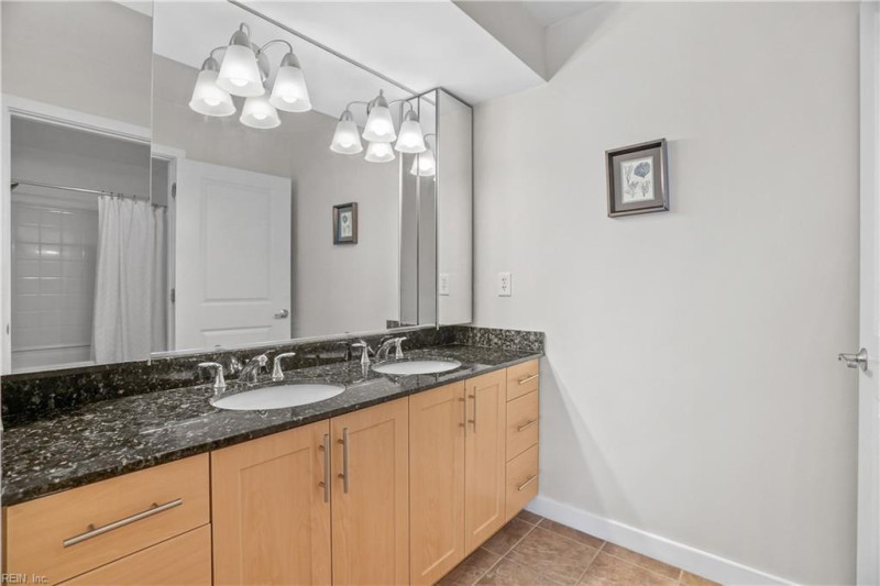 Photo 25 of 43 residential for sale in Virginia Beach virginia