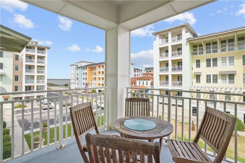 Photo 5 of 43 residential for sale in Virginia Beach virginia