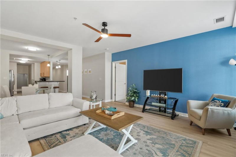 Photo 8 of 43 residential for sale in Virginia Beach virginia
