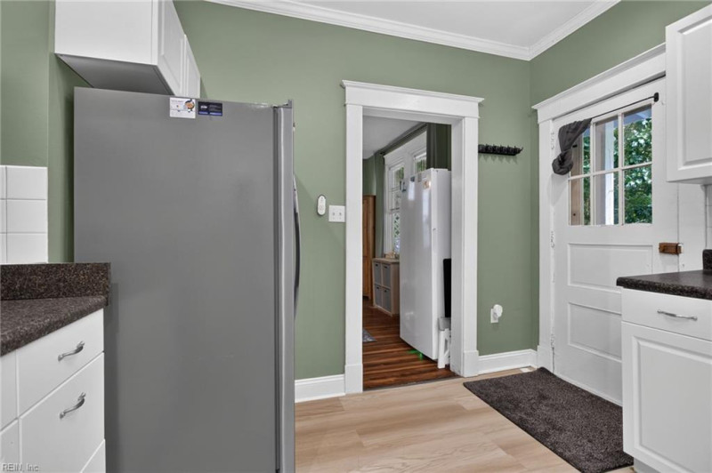 Photo 20 of 34 residential for sale in Hampton virginia