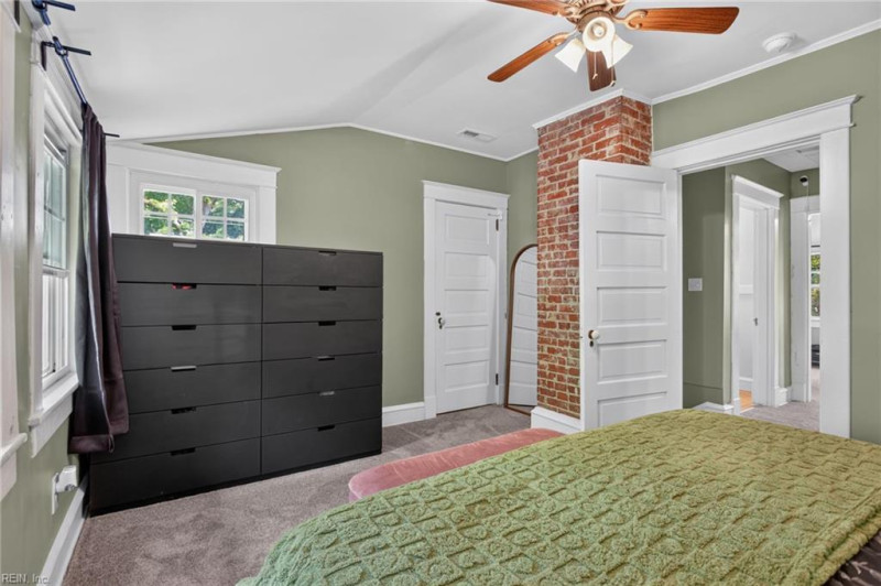 Photo 22 of 34 residential for sale in Hampton virginia