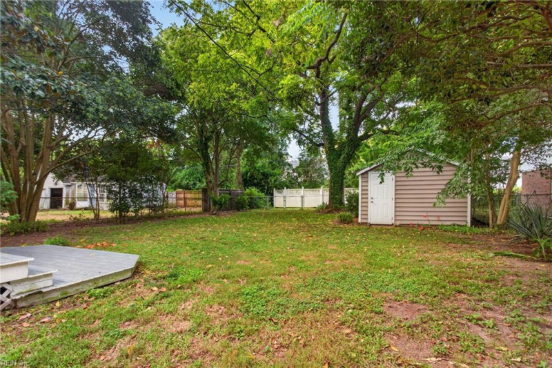 Photo 32 of 34 residential for sale in Hampton virginia