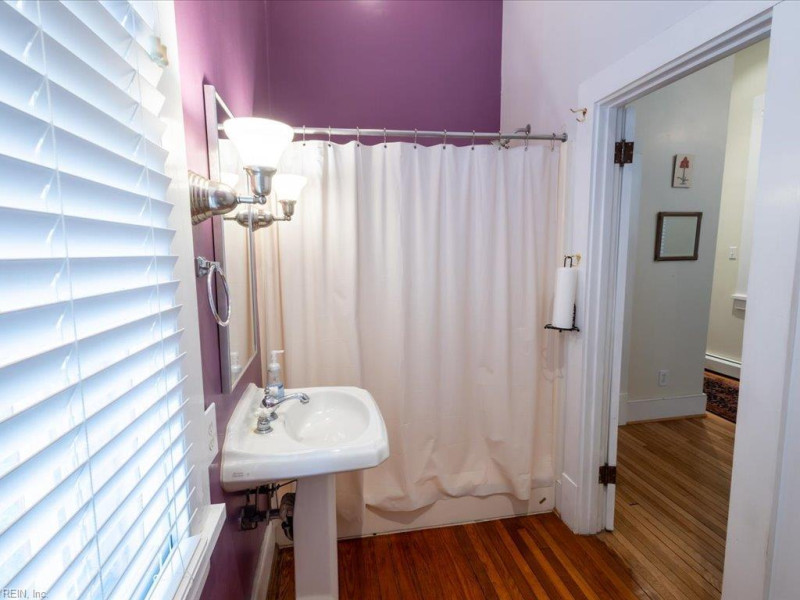 Photo 11 of 46 residential for sale in Portsmouth virginia Photo 11 of 46 residential for sale in Portsmouth virginia
